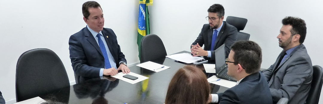 ANAUNI INTEGRA GRUPO INSTITUCIONAL PARA APERFEIÇOAMENTO DO PERFIL CONSTITUCIONAL DA AGU