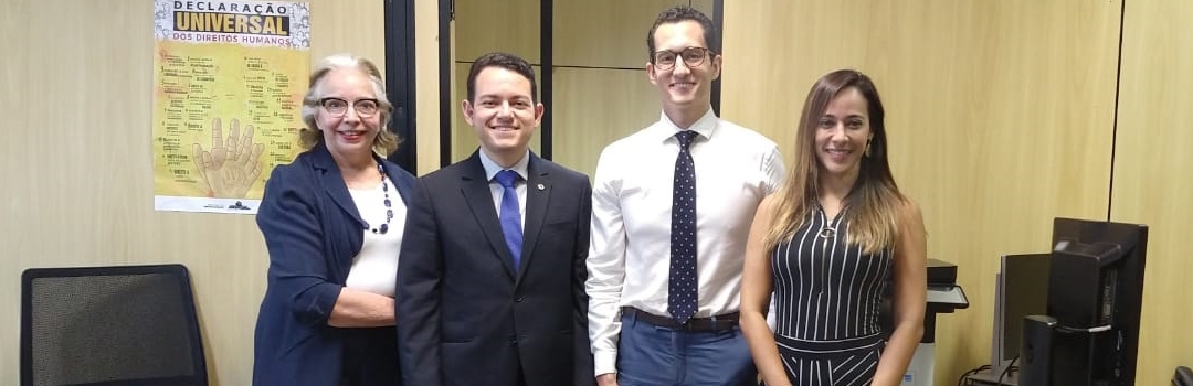 ASSOCIADOS DO MINISTÉRIO DOS DIREITOS HUMANOS RECEBEM DIRETORIA DA ANAUNI